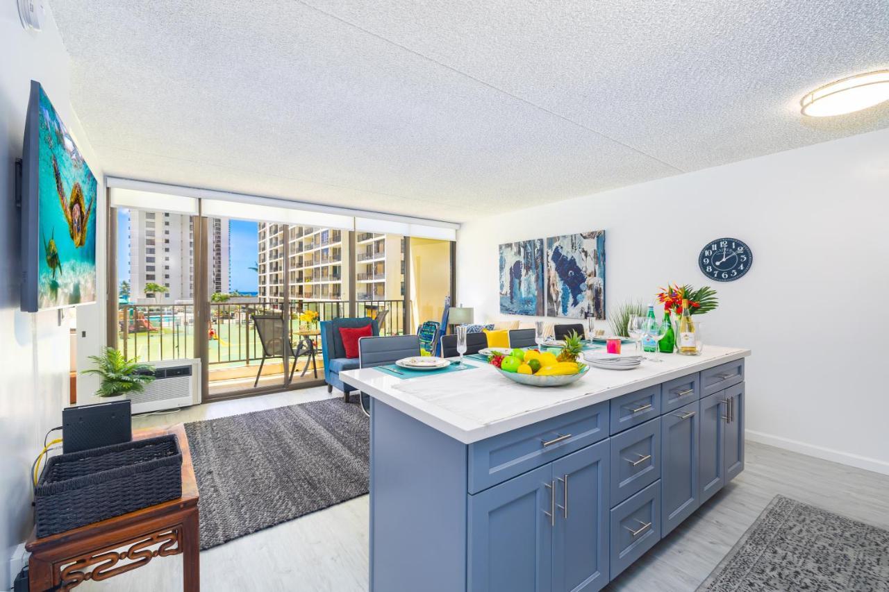 Stylish Waikiki Banyan 1br With Free Parking! Apartment *