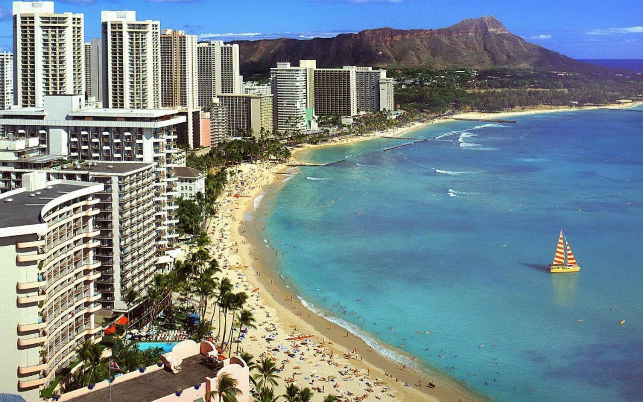Stylish Waikiki Banyan 1br With Free Parking! Apartment *